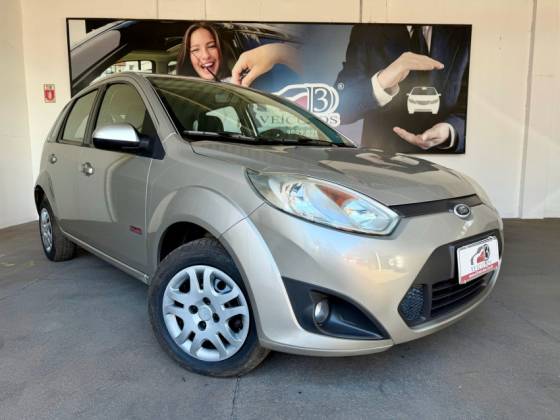 FORD FIESTA 1.6 MPI CLASS HATCH 8V FLEX 4P MANUAL FORD FIESTA 1.6 MPI CLASS HATCH 8V FLEX 4P MANUAL